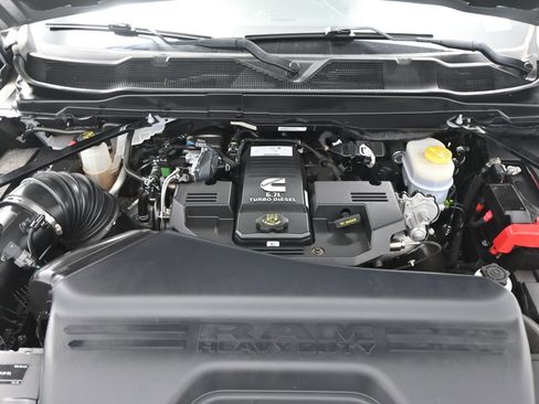 Used 2023 RAM 2500 Limited image 45