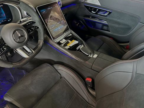 New 2024 Mercedes-Benz SL 63 AMG 4MATIC image 16