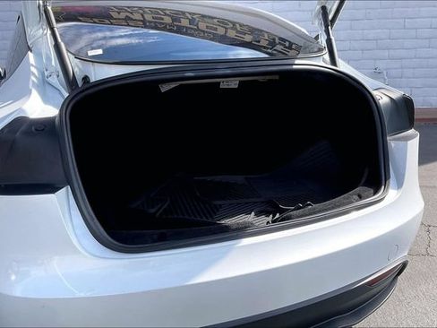 Used 2024 Tesla Model 3 Standard Range RWD image 33