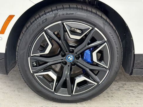 Used 2024 BMW iX xDrive50 w/ Sport Package AWD/4WD image 11