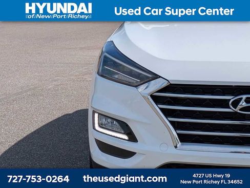Certified 2021 Hyundai Tucson Limited w/ Cargo Package FWD image 9