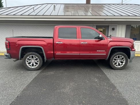 Used 2018 GMC Sierra 1500 SLT w/ SLT Premium Package image 3