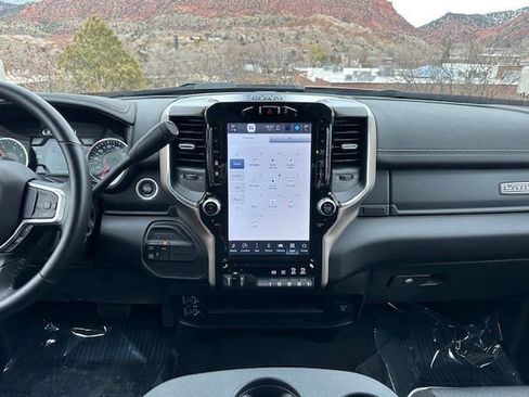 Used 2024 RAM 3500 Laramie image 14