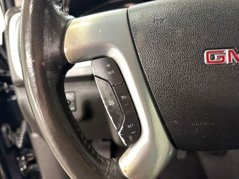 Used 2014 GMC Acadia SLT image 18