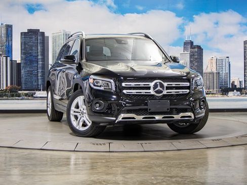 Used 2022 Mercedes-Benz GLB 250 4MATIC image 1