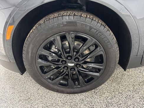 Used 2022 Cadillac XT5 Premium Luxury image 16