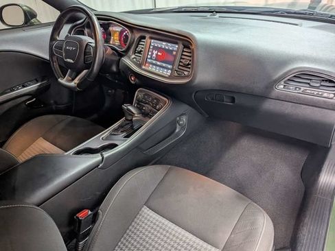 Used 2022 Dodge Challenger SRT Hellcat RWD image 11