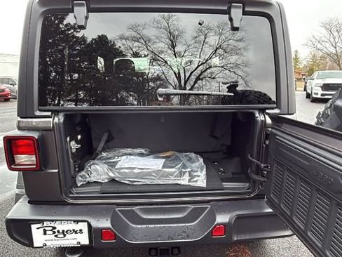 New 2026 Jeep Wrangler Sport AWD/4WD image 21