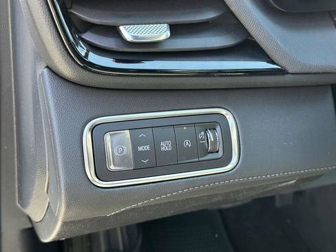 New 2025 Buick Enclave Sport Touring w/ Power Package image 18