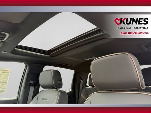 New 2026 GMC Canyon Denali AWD/4WD image 20
