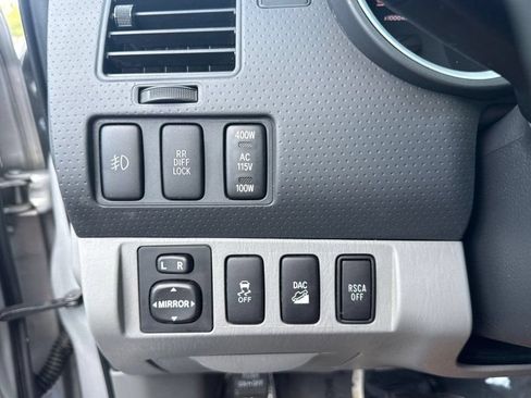Used 2010 Toyota Tacoma 4x4 Access Cab V6 image 27