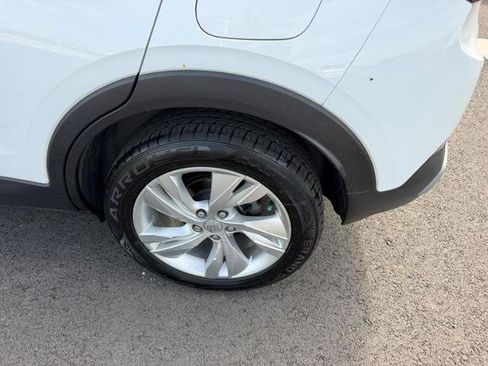 Used 2024 Buick Encore GX Preferred FWD image 8