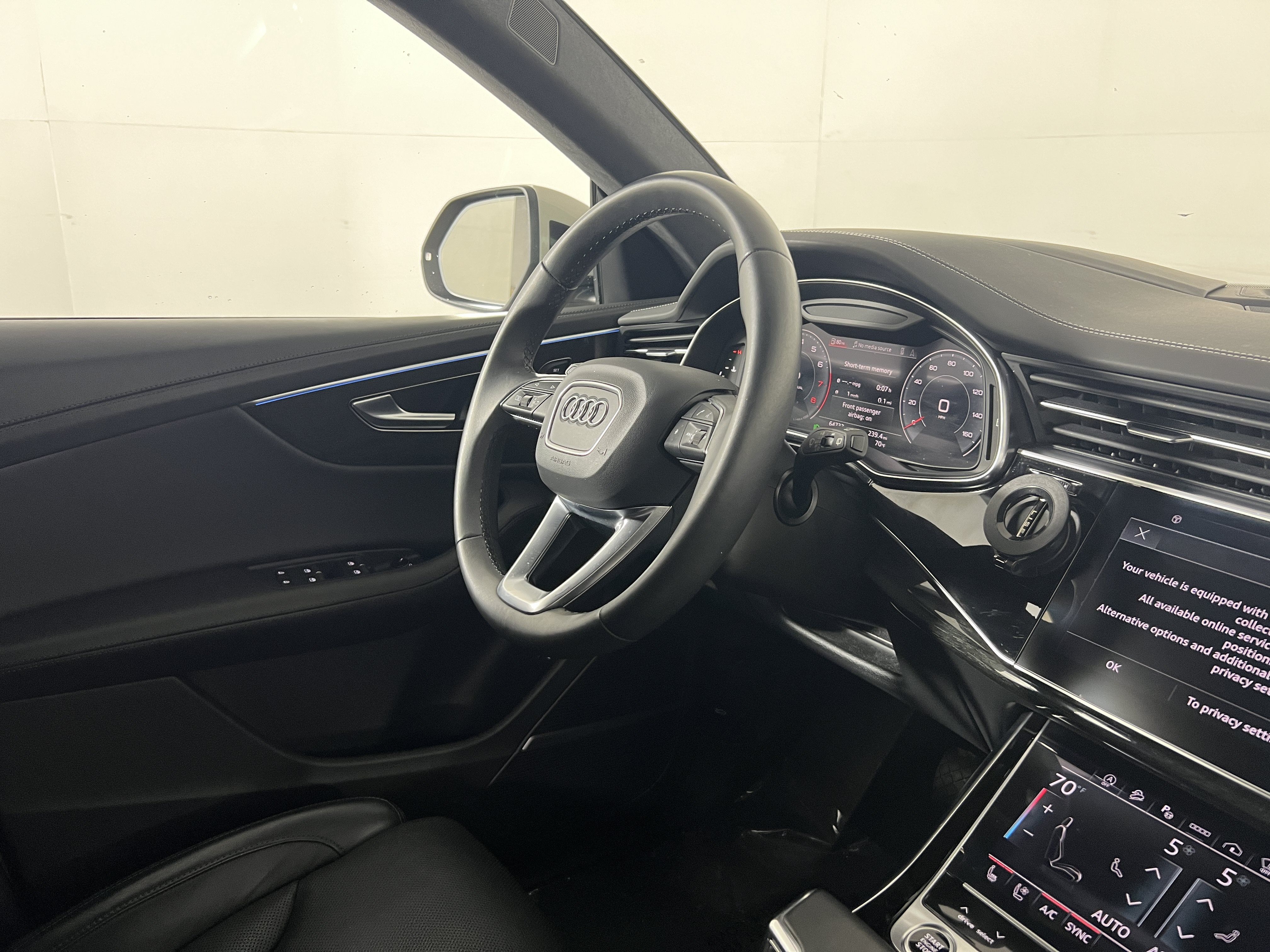 Used 2023 Audi Q8 Prestige AWD/4WD image 10