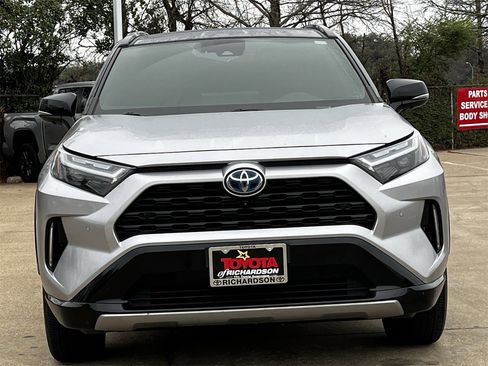 Used 2023 Toyota RAV4 XSE image 7