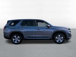 Certified 2025 Honda Pilot EX-L video 3
