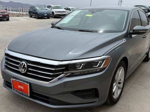 Used 2020 Volkswagen Passat 2.0T SE FWD image 3