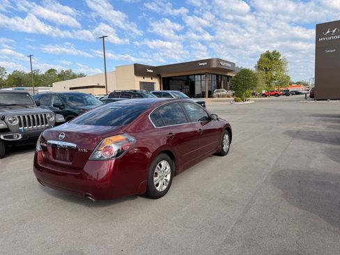 Used 2010 Nissan Altima 2.5 SL w/ SL Pkg image 4