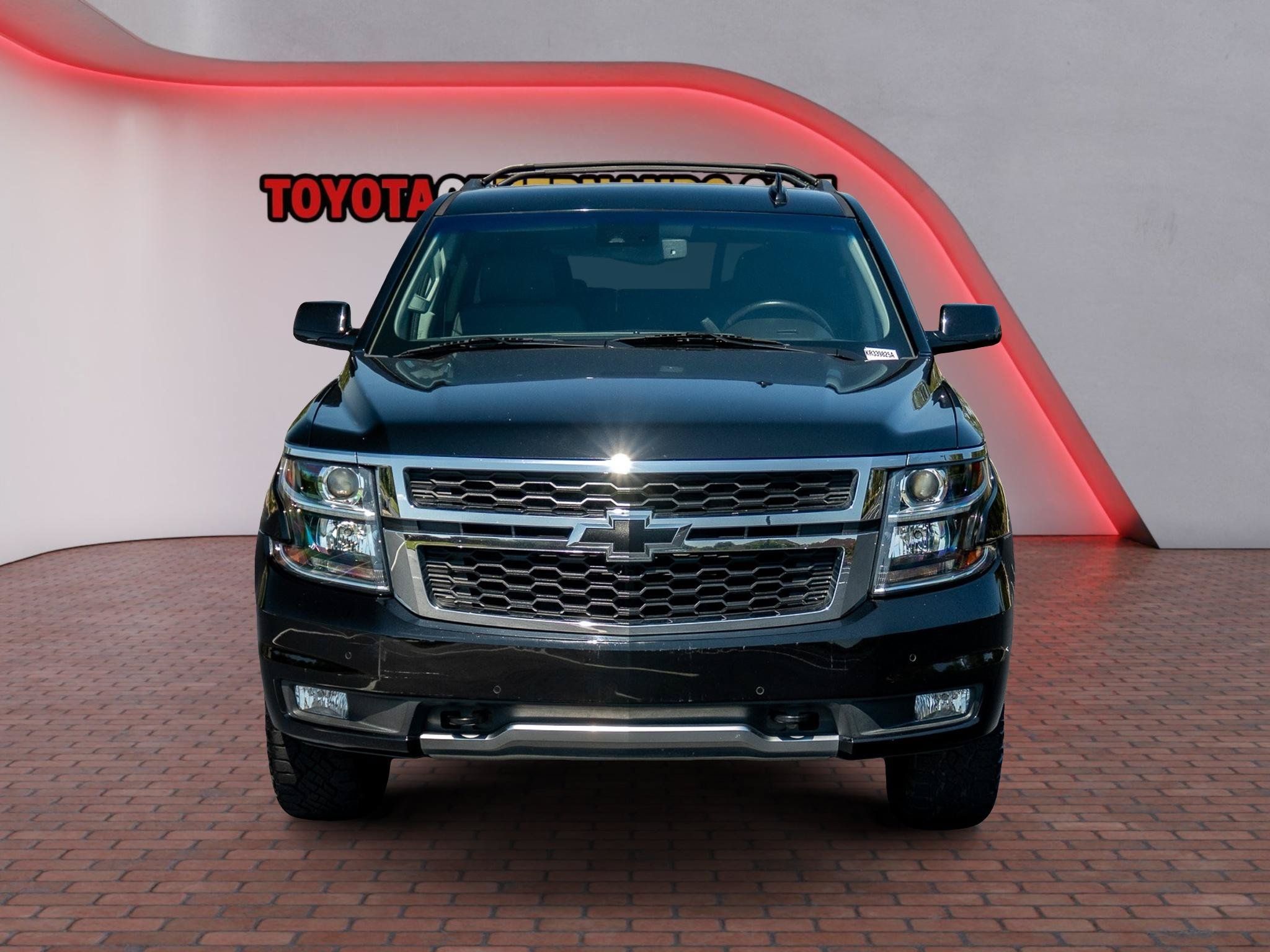 Used 2019 Chevrolet Tahoe LT w/ Z71 Midnight Edition AWD/4WD image 2