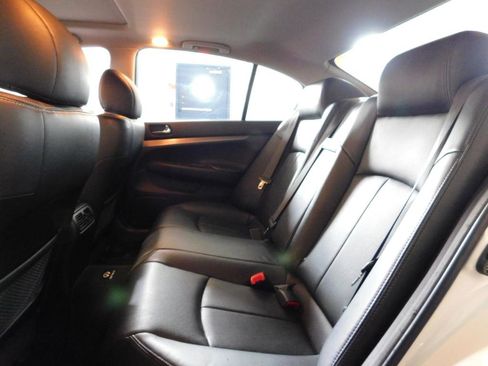 Used 2012 INFINITI G37 x Sedan w/ Premium Pkg AWD/4WD image 15
