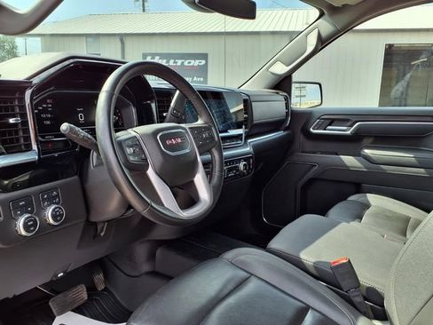 Used 2025 GMC Sierra 1500 SLT AWD/4WD image 11