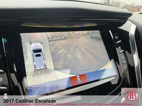 Used 2017 Cadillac Escalade Platinum AWD/4WD image 24