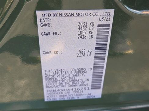 New 2025 Nissan Altima 2.5 SR image 18