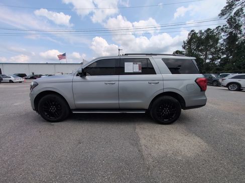 Used 2022 Ford Expedition XLT RWD image 5
