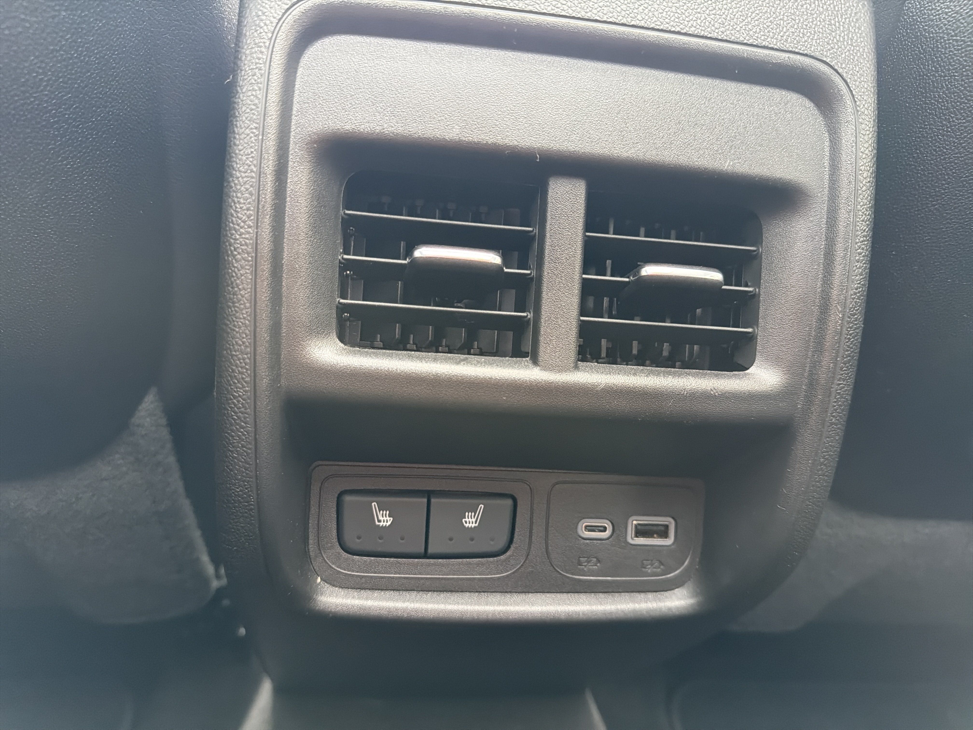 Used 2024 Cadillac XT4 Sport w/ Cold Weather Package AWD/4WD image 24
