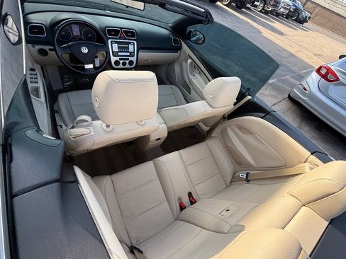 Used 2008 Volkswagen Eos Komfort FWD image 26