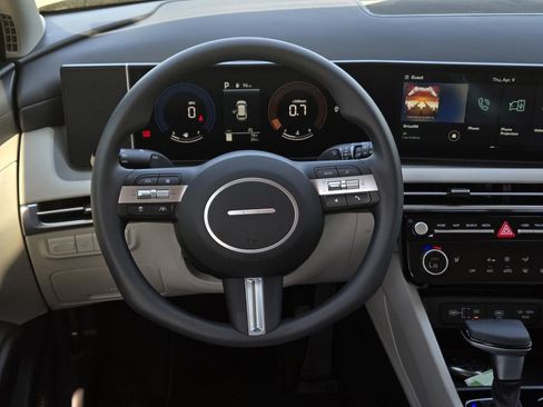New 2026 Hyundai Tucson SEL FWD image 27