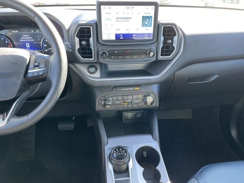 Used 2024 Ford Bronco Sport Outer Banks image 19