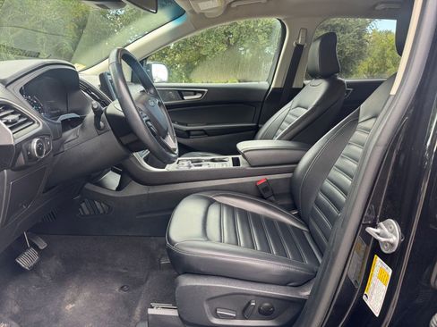 Used 2024 Ford Edge SEL image 25