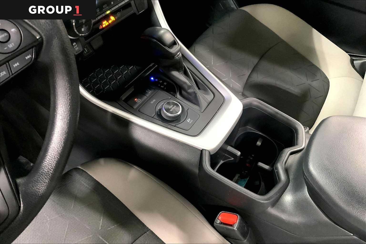 Certified 2024 Toyota RAV4 XLE AWD/4WD image 17