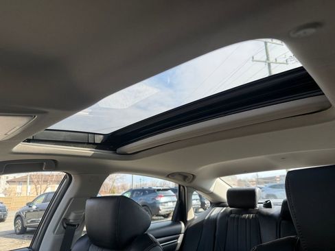 Used 2019 Honda Accord Touring image 26