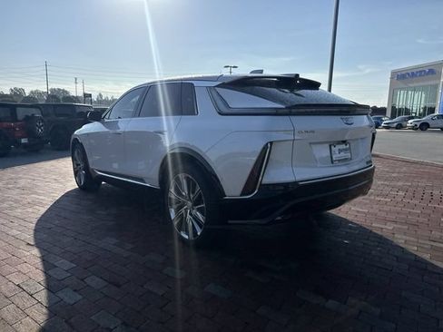 Used 2024 Cadillac Lyriq Luxury RWD image 34