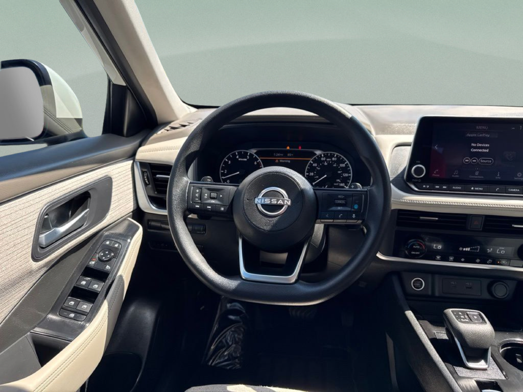 Used 2023 Nissan Rogue SV FWD image 29