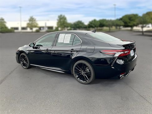 Used 2024 Toyota Camry XSE image 4