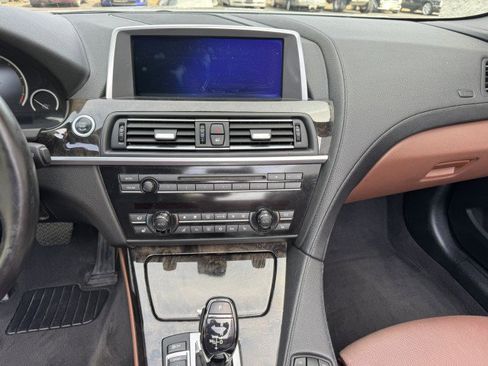 Used 2012 BMW 650i xDrive Convertible AWD/4WD image 29