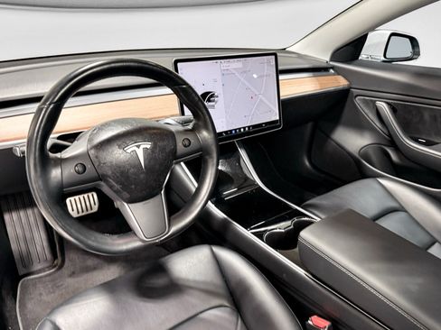 Used 2018 Tesla Model 3 Long Range AWD/4WD image 17