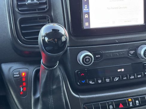 Used 2024 RAM ProMaster 2500 w/ Safety Group image 18