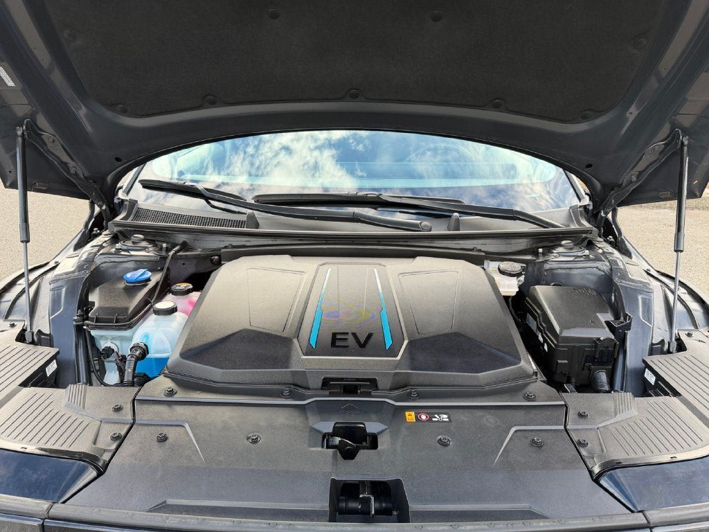 Certified 2024 Hyundai Ioniq 5 SEL AWD/4WD image 30