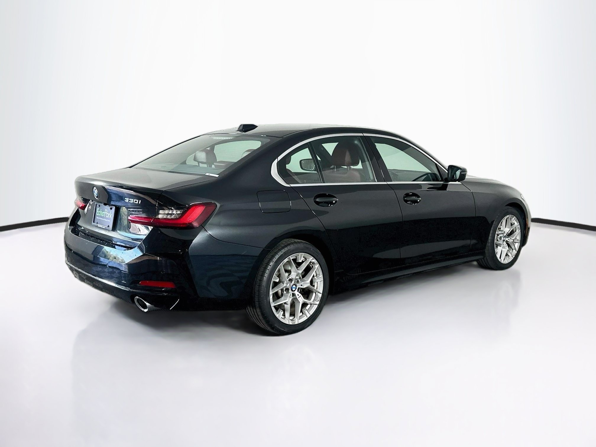 Used 2025 BMW 330i Sedan RWD image 9