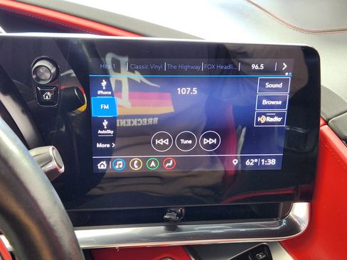 Used 2020 Chevrolet Corvette Stingray Preferred Cpe w/ 2LT Preferred Equipment Group RWD image 21