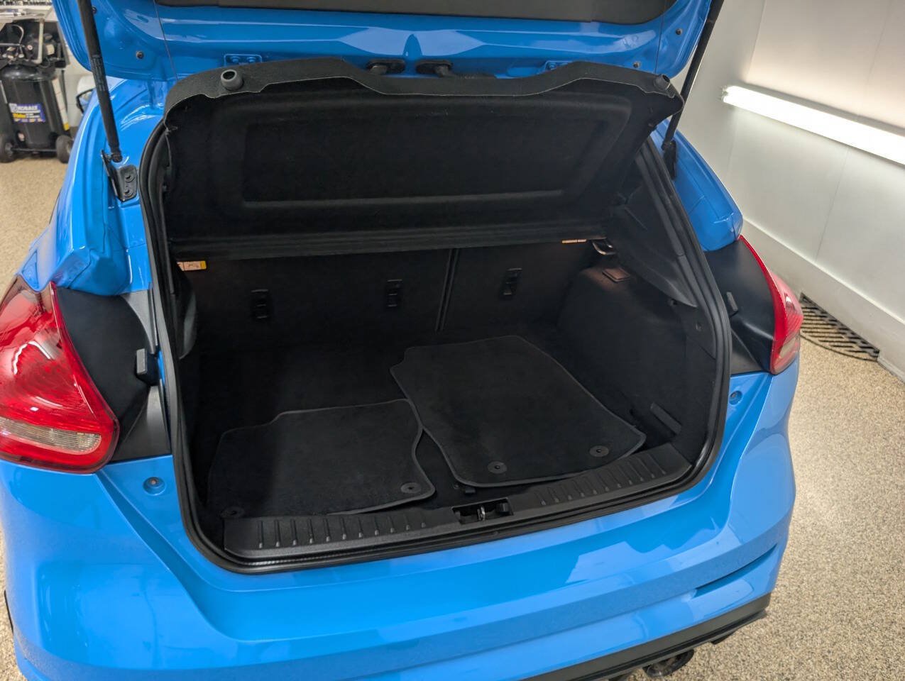 Used 2016 Ford Focus RS AWD/4WD image 16