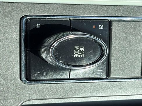 Used 2018 Ford Expedition Max XLT w/ Equipment Group 202A AWD/4WD image 33