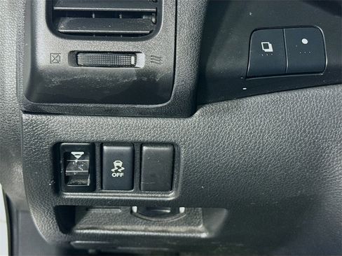 Used 2013 Nissan Altima 2.5 S w/ Premium Pkg image 18