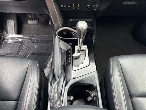 Used 2016 Toyota RAV4 Limited image 24