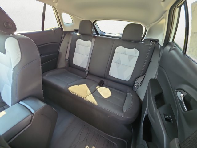 New 2026 Chevrolet Trax LS w/ LS Convenience Package FWD image 13