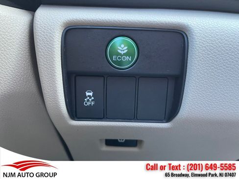 Used 2017 Honda Accord LX image 19