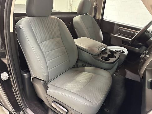 Used 2017 RAM 1500 Express w/ Black Ram 1500 Express Group image 10